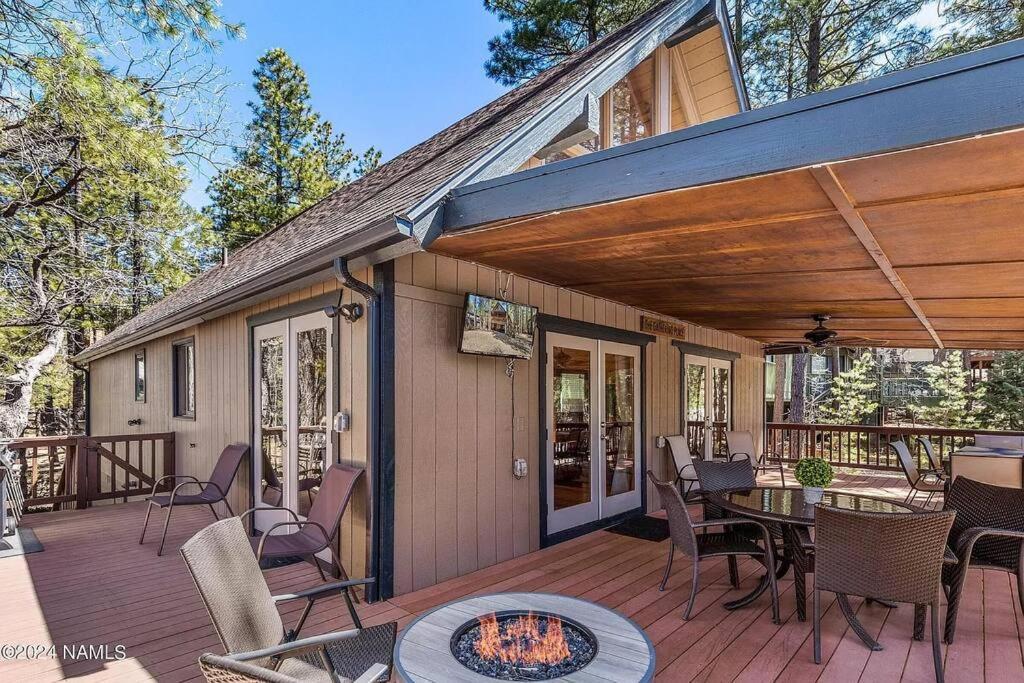 Luxury Cabin Oasis Getaway Heart Of Munds Park Exterior foto