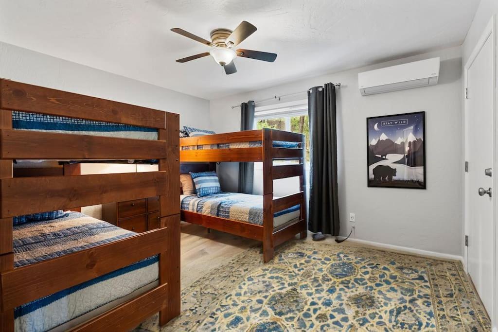 Luxury Cabin Oasis Getaway Heart Of Munds Park Exterior foto